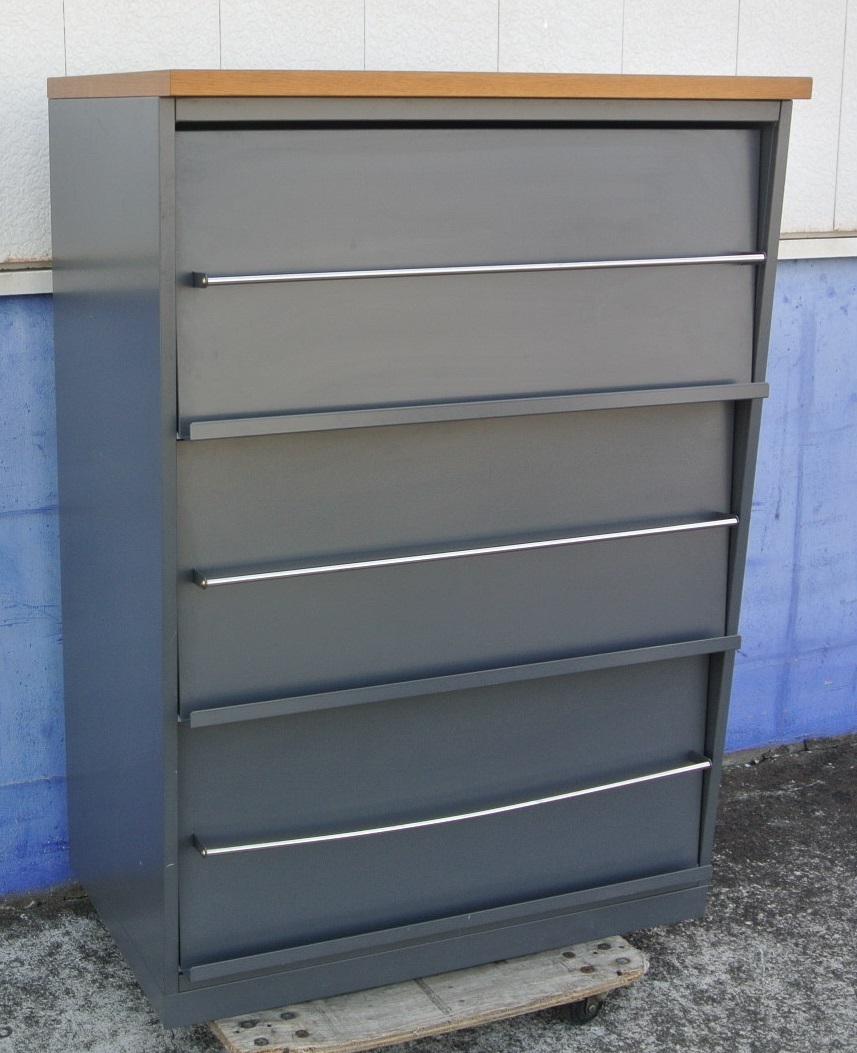 カタログやパンフレットの展示・収納に最適です! PLUS(プラス) 80×48×113センチ・3段ラテラルキャビネット カタログ書庫 SN-105Z