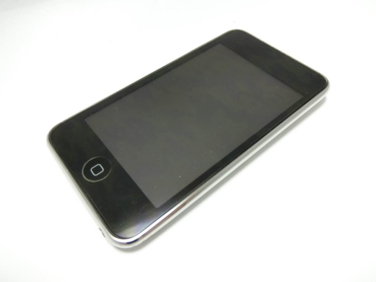 Apple iPod touch 32GB A1318／YJ220711002_画像1