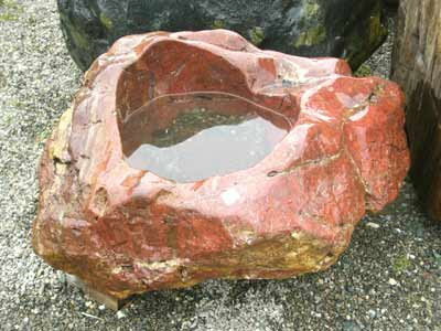 赤石 水鉢 つくばい 幅約90cm 銘石 蹲 和風庭園 たまり石 手水鉢