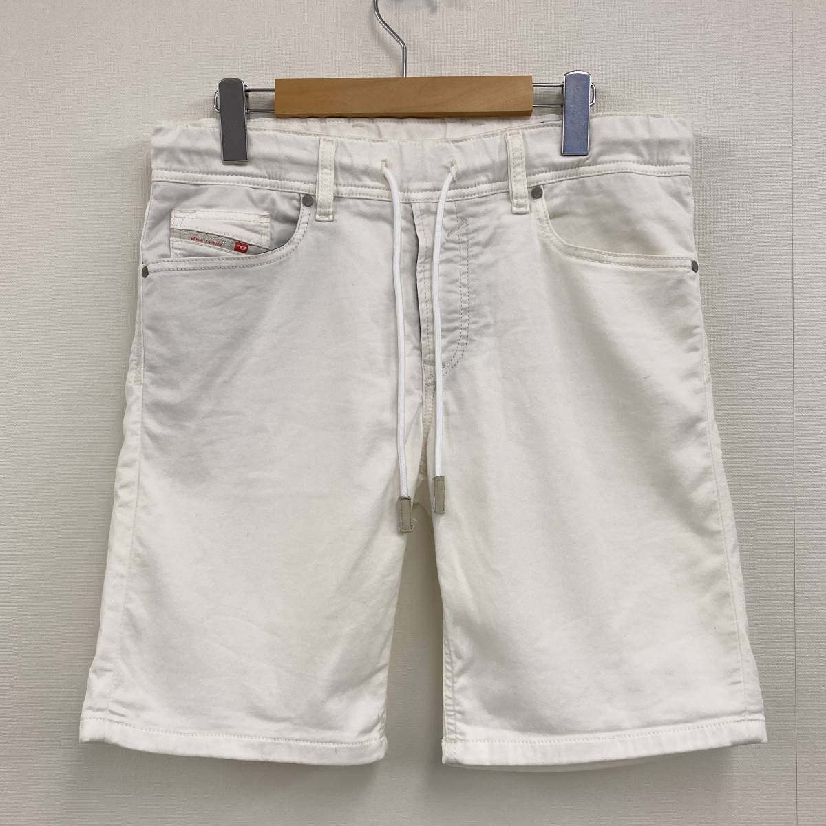 DIESEL Jogg Jeans WAYKEESHORT ジョグジーンズ ショートパンツ ホワイト 白 W28 ディーゼル ショーツ ハーフパンツ スウェット 2060259_画像1