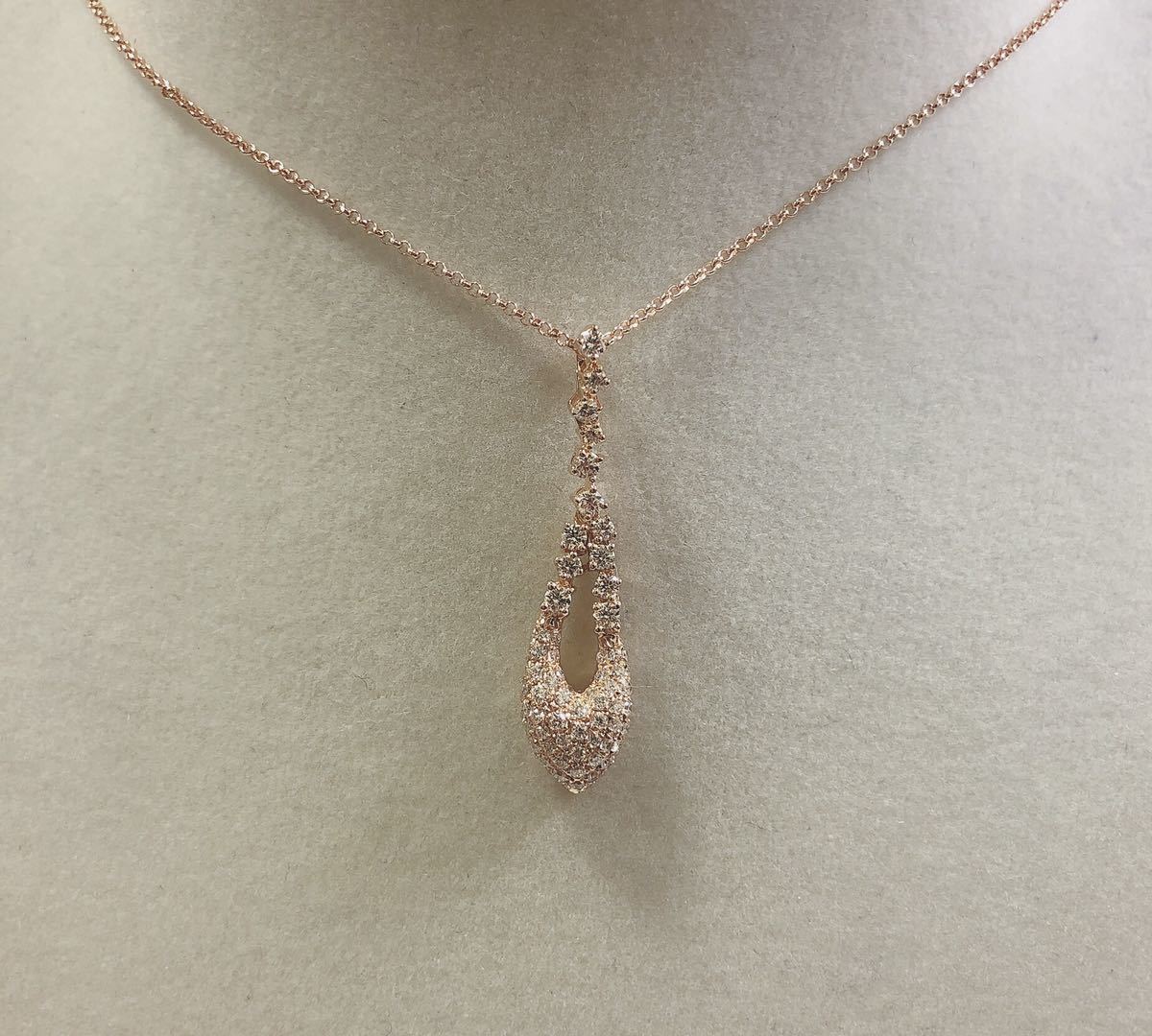 【質屋 尾張屋商店 東京】 ☆仕上済☆ Au750 K18PG ダイヤモンドレディースペンダントネックレス 0.70ct 40cm_画像1