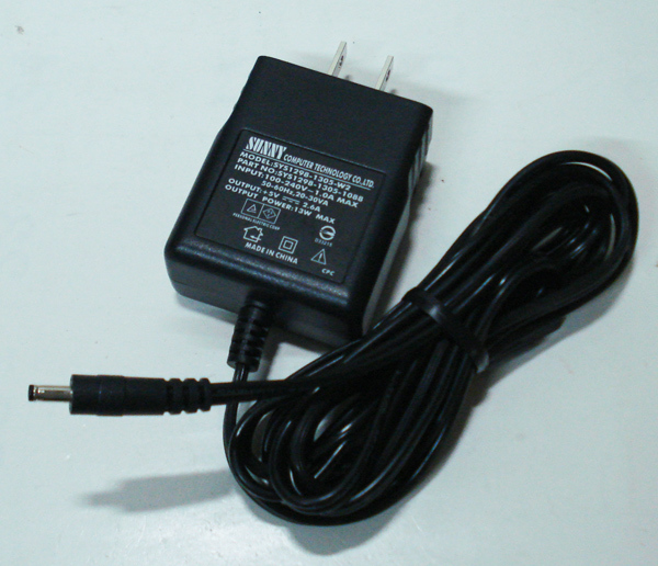 SUNNY SYS1298-1305-W2 ＋5V2.6A ■yh2983-01_画像1