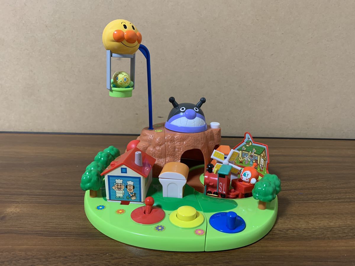 希少品【2009年発売】スイッチであそぼう!アンパンマンランド【バイキンマン メロンパンナちゃん ドキンちゃん 廃盤品 レア】