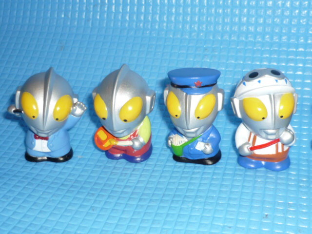 おトク bレア品□未使用□ウルトラマン 職業色々ソフビ人形×9点セット