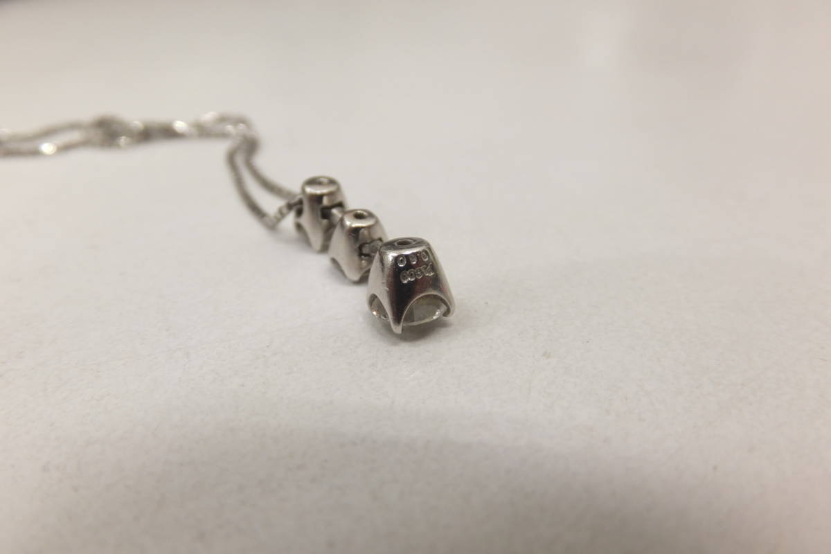 39074-520 トリロジー trilogy 3連ダイヤモンド0.6ct 美品