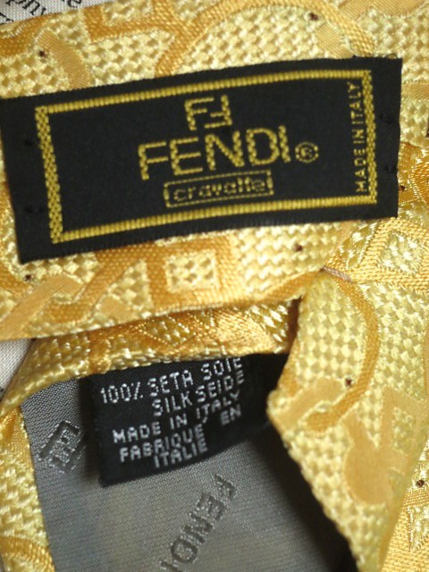 フェンディ FENDI FF 美品 微光沢 ネクタイ イタリア製 シルク100% パターン柄 黄系 イエロー系 L-005399 ゆうパケット_画像6