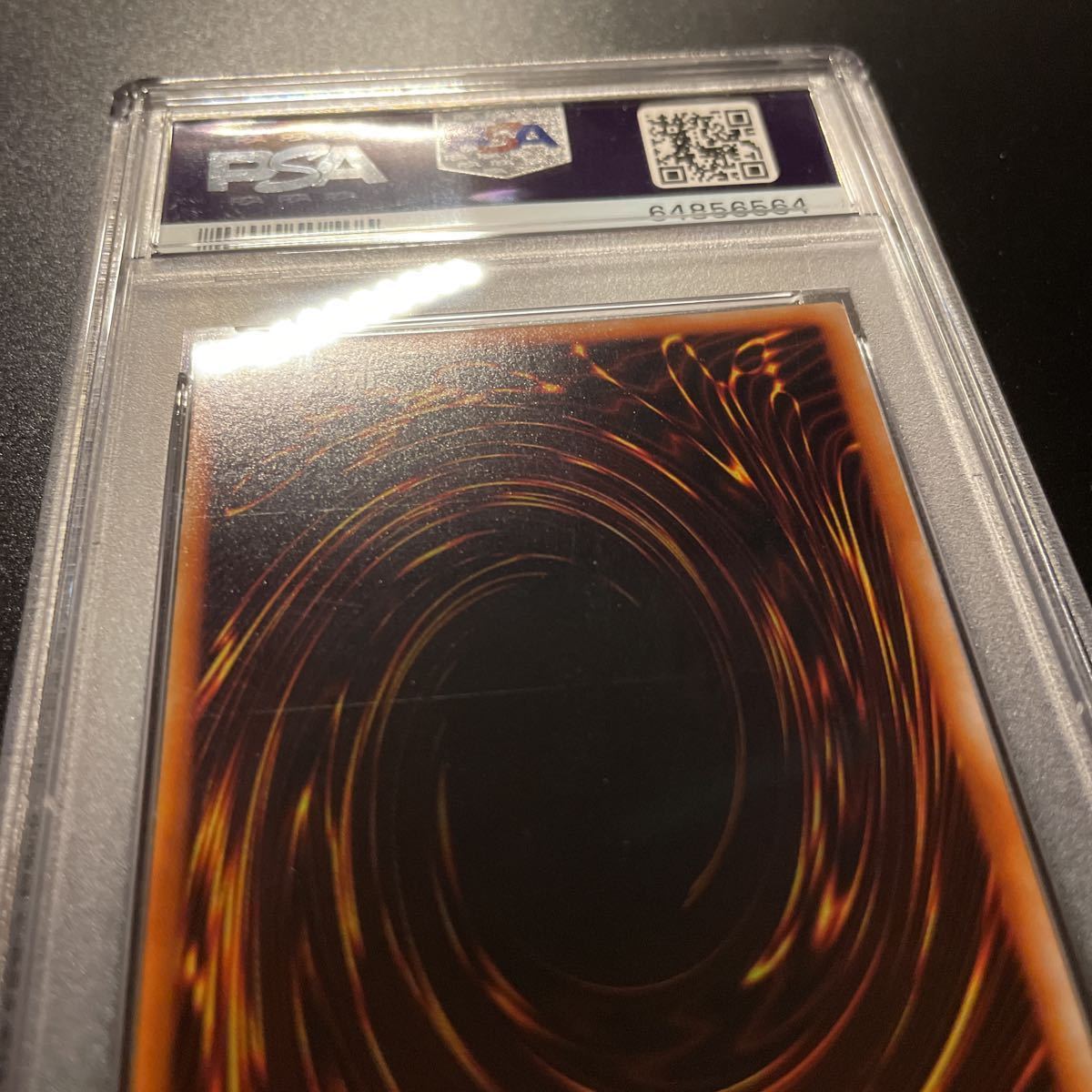 PSA9】 遊戯王 ブラックマジシャン 初期 ウルトラレア Vol.1 極美品 PSA9】 遊戯王 ブラックマジシャン 初期 ウルトラレア Vol.1 極美品