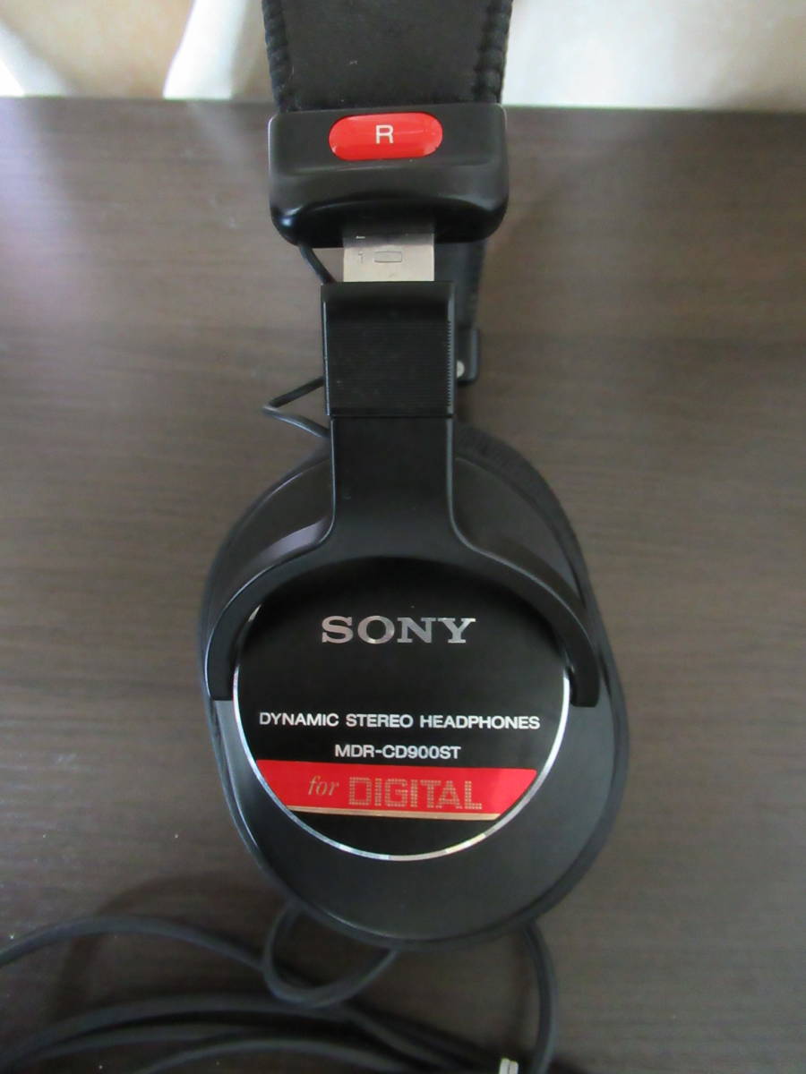 SONY ソニー MDR-CD900ST モニターヘッドフォン MADE IN JAPAN SONY ソニー MDR-CD900ST モニターヘッドフォン MADE IN JAPAN