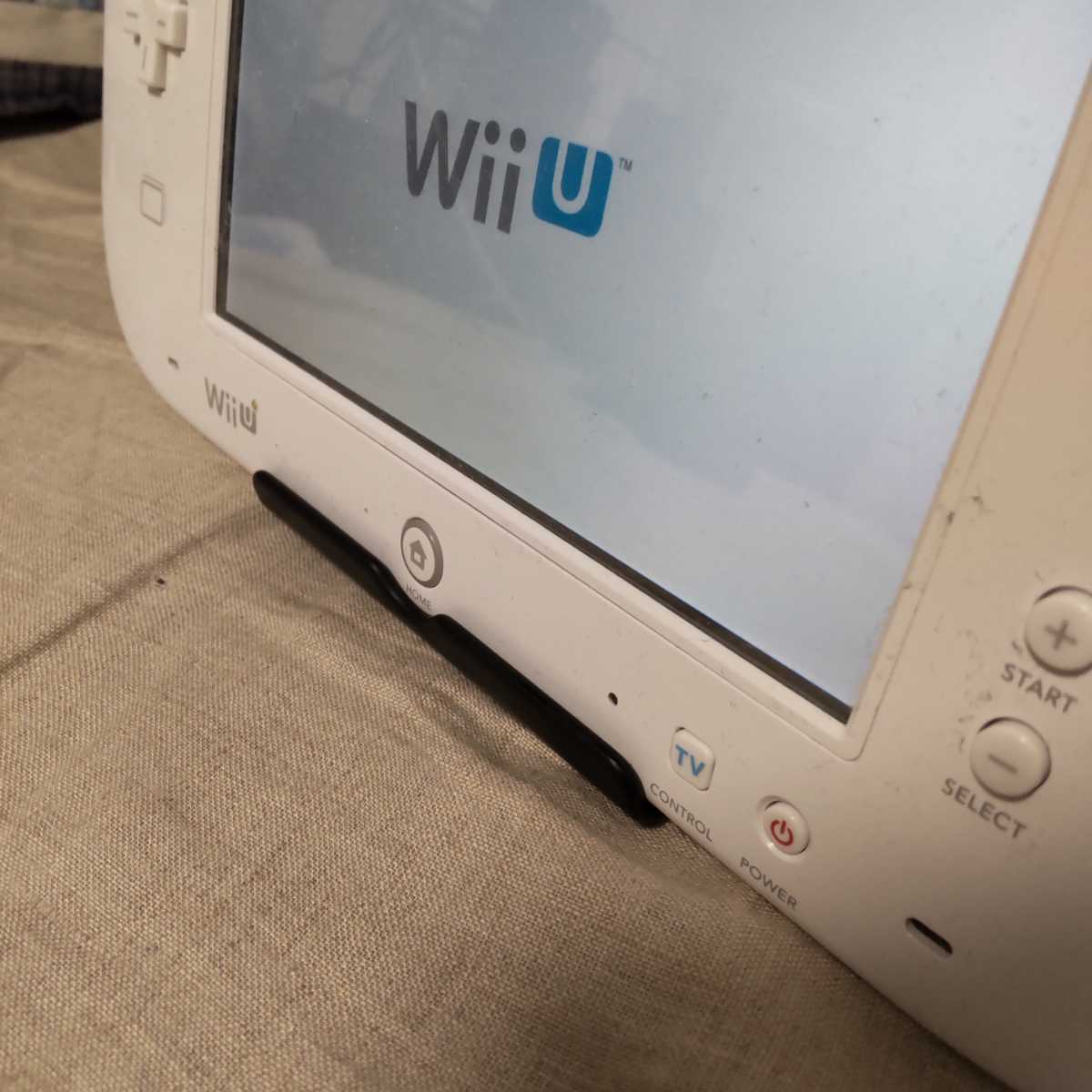 【匿名発送・売り切り処分！】任天堂純正品 WiiU ゲームパッド用ACアダプター & 充電スタンド/プレイスタンド セット