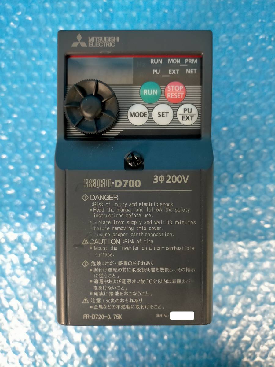  三菱電機 汎用インバータ FREQROL-D700 FR-D720-0.75K