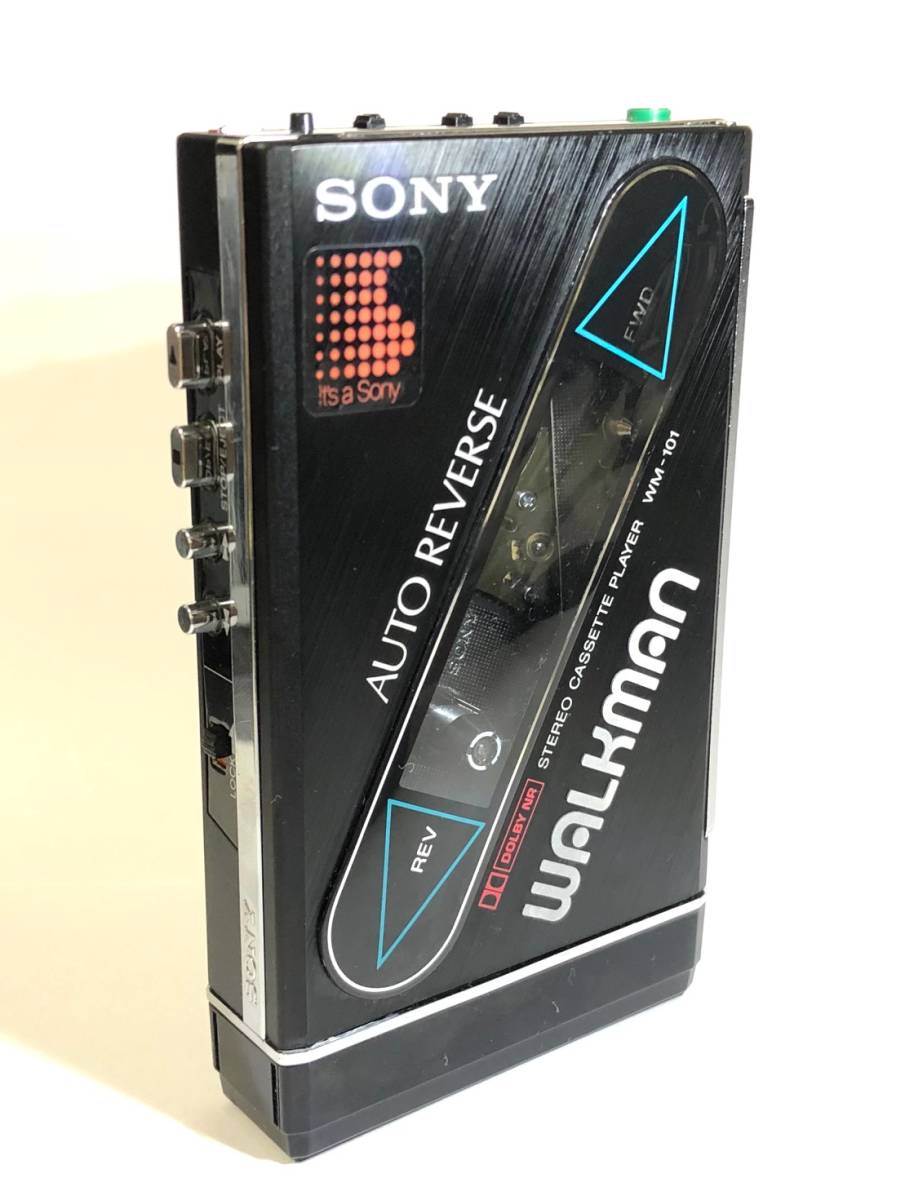 [極美品][美音][整備品] SONY ウォークマン WM-101電池ボックス付き(カセット)