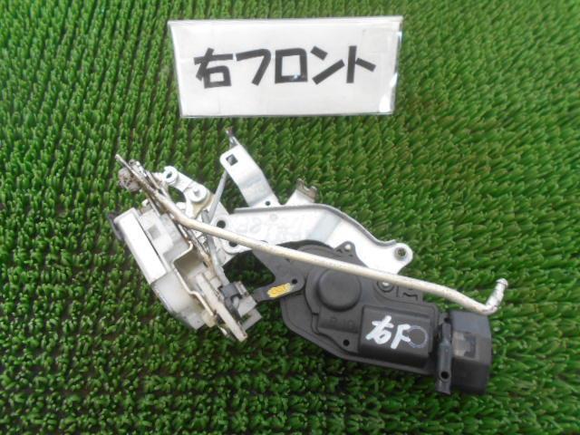 タント ABA-L350S ドアロックソレノイド_画像1