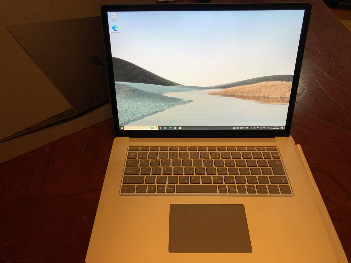 ほぼ未使用品》Microsoft Surface Laptop 3(15インチ)〈VGZ-00018