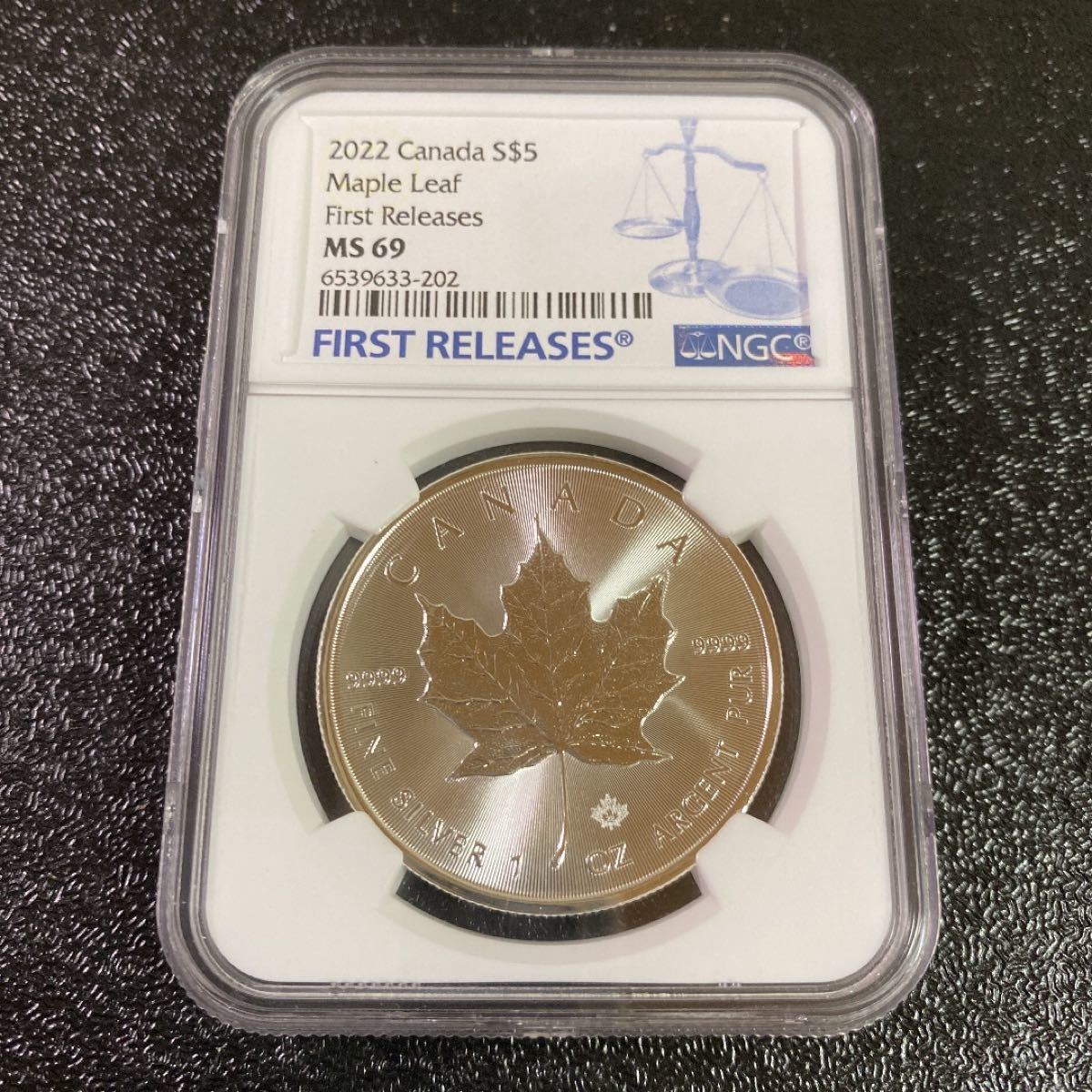 銀貨 99.9% 純銀 シルバー メイプルリーフ 銀貨 1オンス コイン NGC