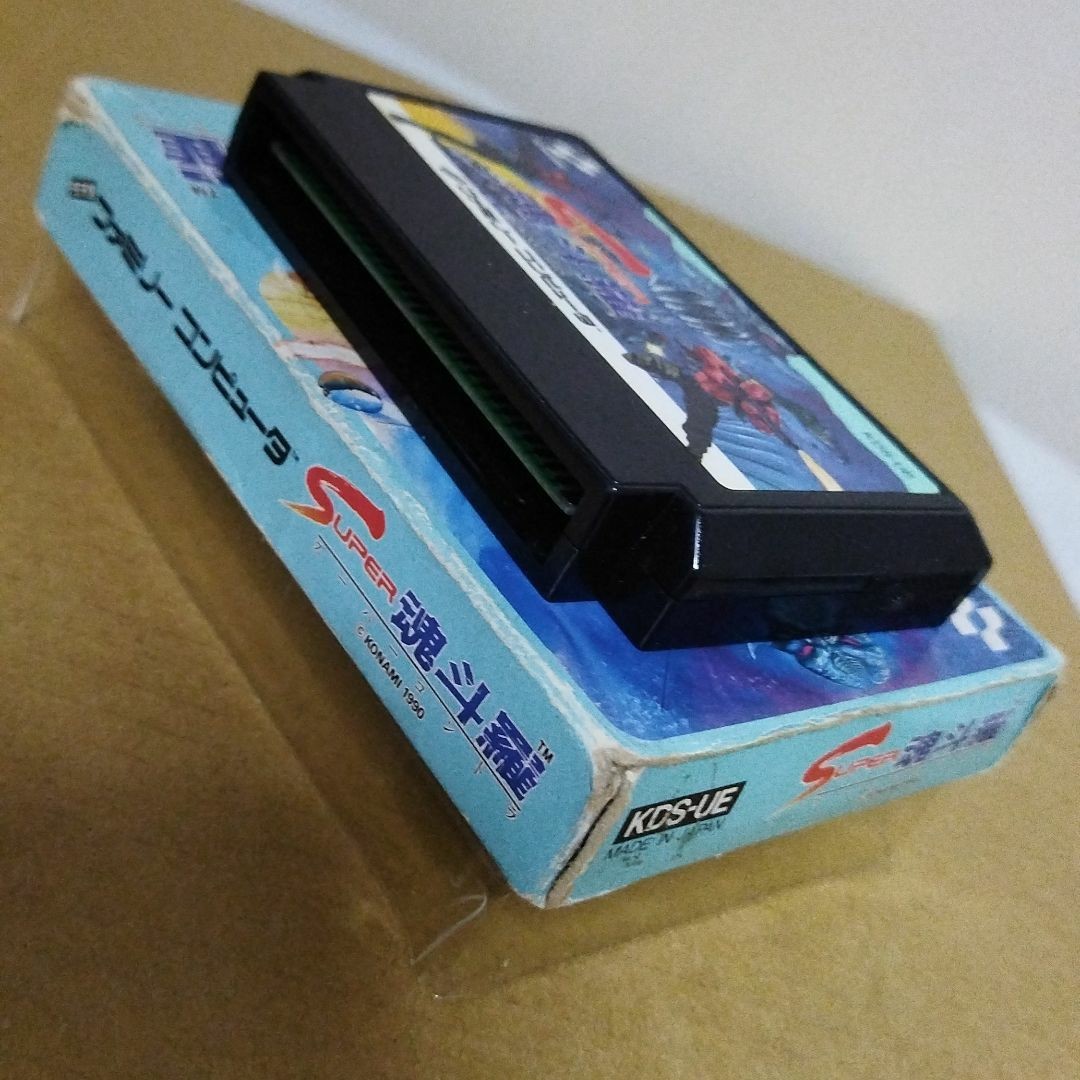箱説つきFC　スーパー魂斗羅　ファミコン版Superコントラ