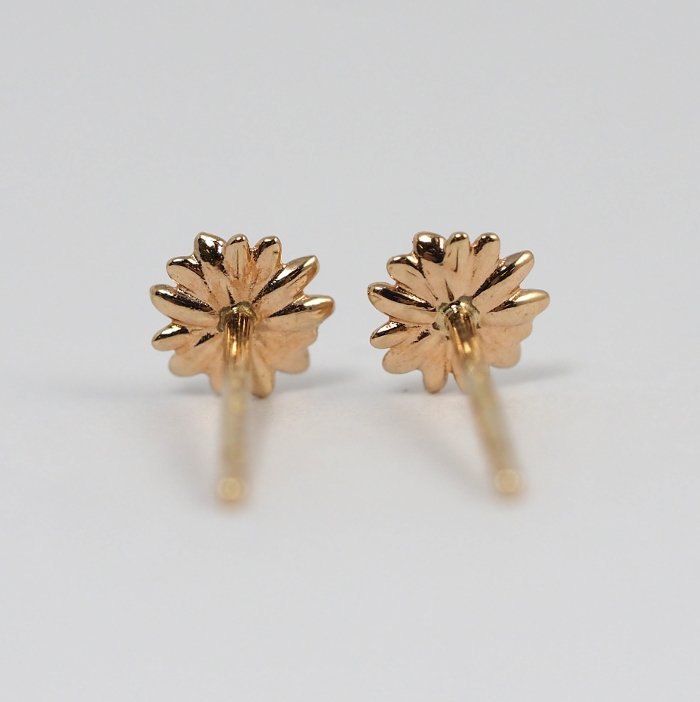  letter pack post service OK NOJESS Nojess K10 yellow gold diamond flower flower earrings [47621]