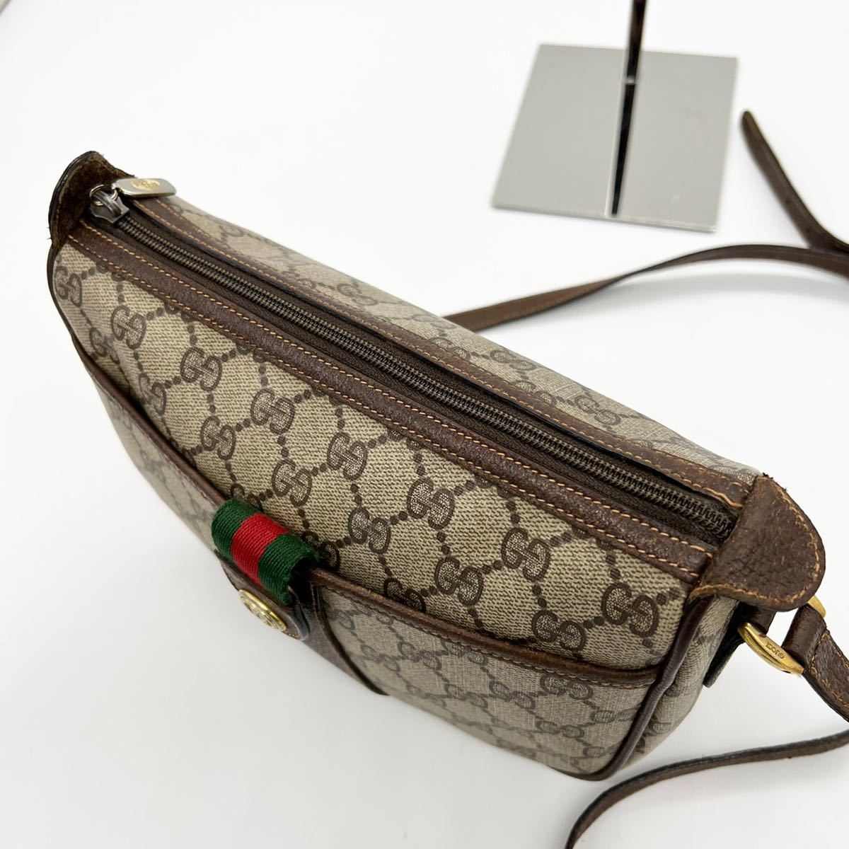 1円【極美品天下一品】 グッチ オールドグッチ GUCCI GG柄 ショルダーバッグ レザー PVC ヴィンテージ 斜め掛け 鞄 カバン_画像6