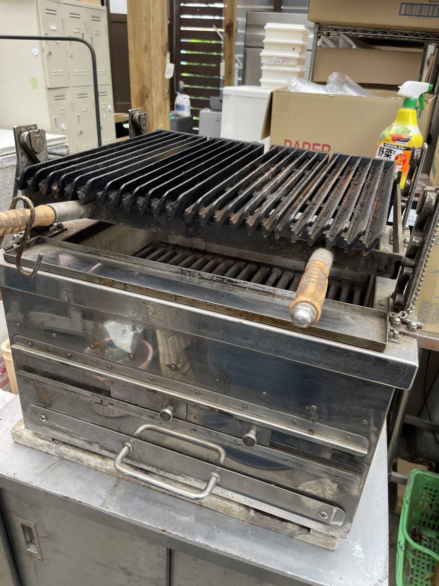 炭焼き、薪焼き、グリル焼き台