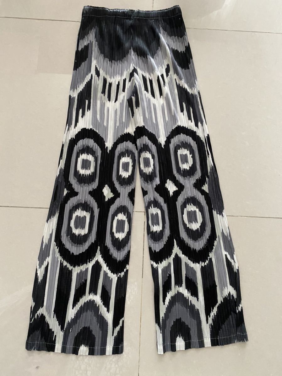 ISSEY MIYAKE PLEATSPLEASE イッセイミヤケ プリーツプリーズ イカット