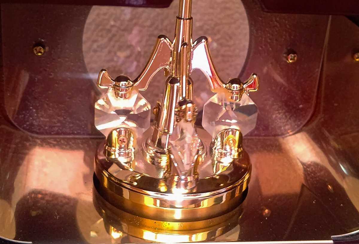 リズム時計 QUEEN ELIZABETH2 イタリア製 象嵌細工 回転振り子 リズム時計 QUEEN ELIZABETH2 イタリア製 象嵌細工 回転振り子