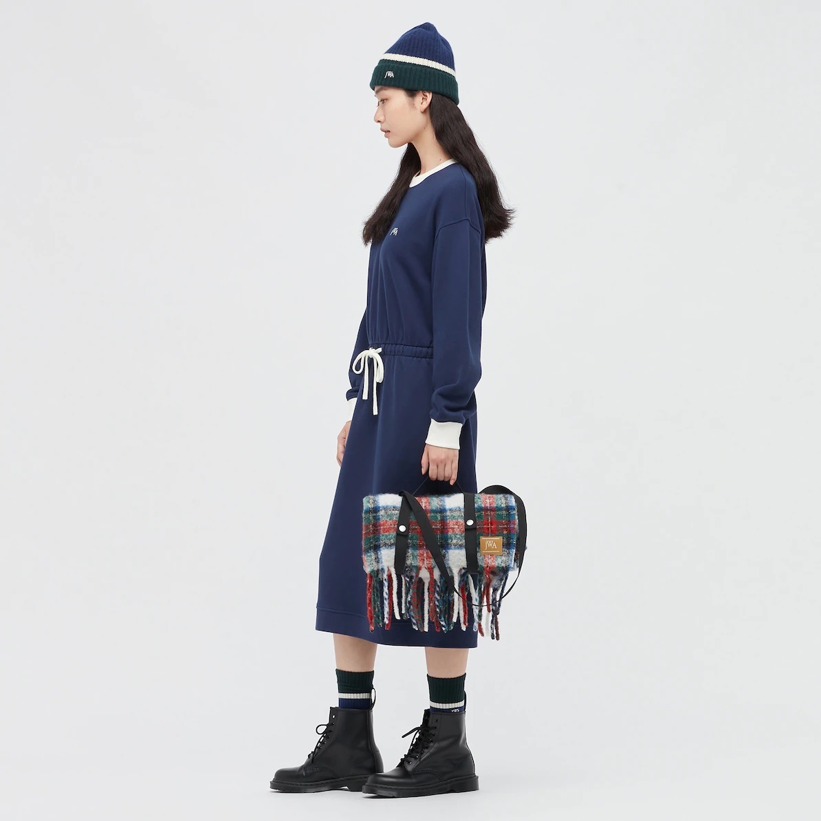 新品・ダークグリーン】ユニクロ×JW ANDERSON JWアンダーソン 新品・ダークグリーン】ユニクロ×JW ANDERSON JWアンダーソン