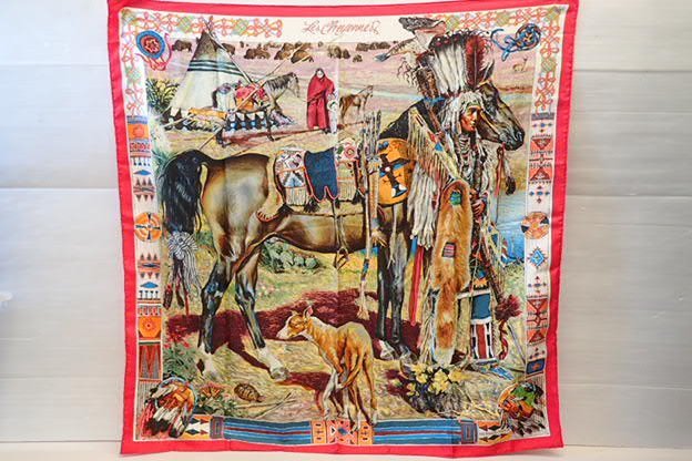 美品 エルメス HERMES カレ90 大判 シルク スカーフ Les Cheyennes