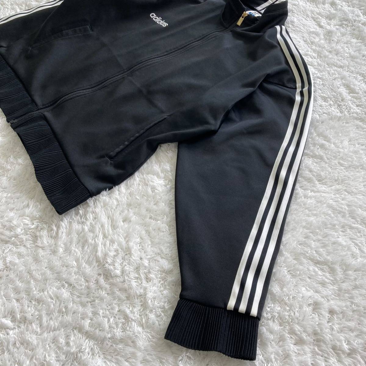 adidas】アディダス デサント製ジャージ トラックジャケット