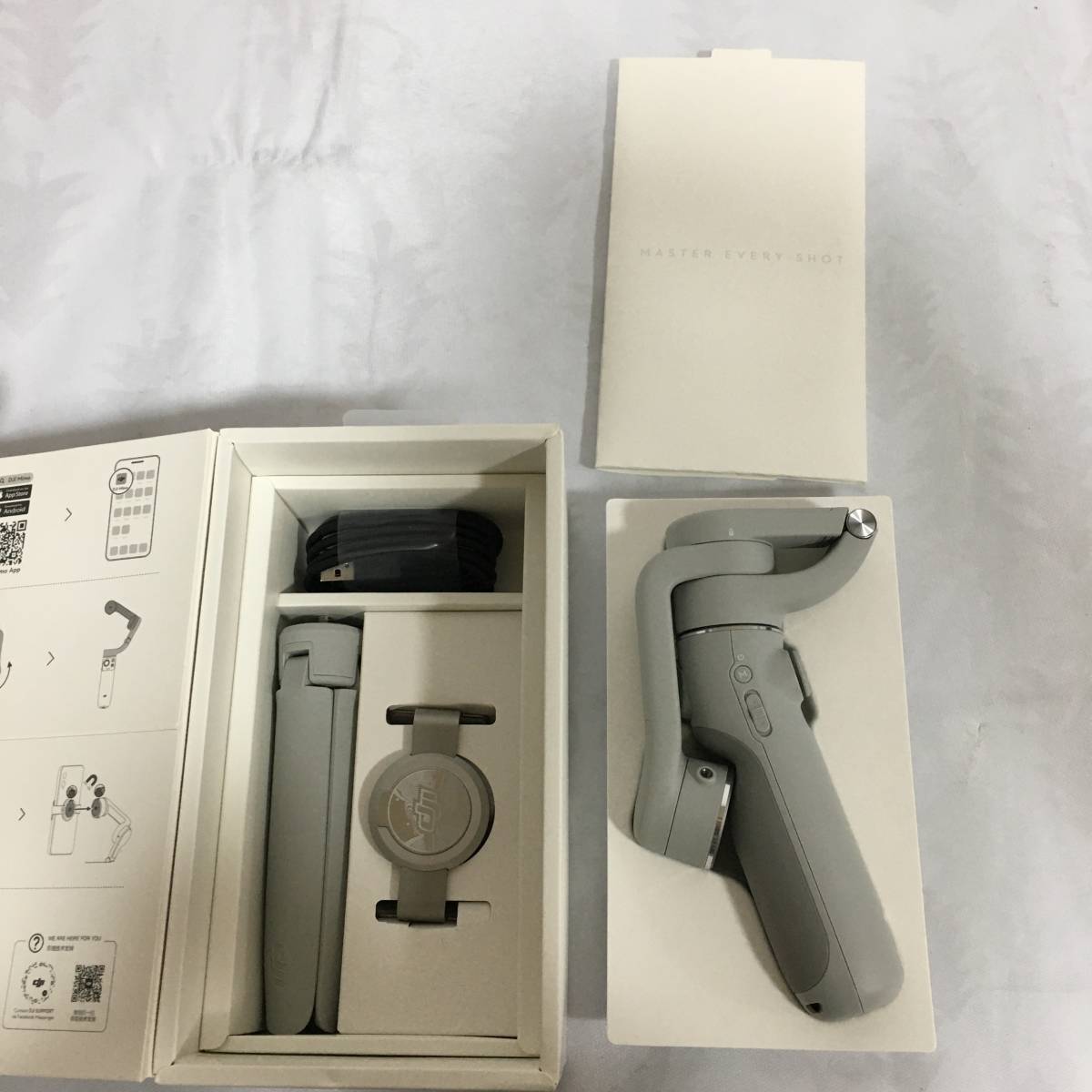 DJI OM 5アテネ、グレー、スマートフォンジンバル、3軸スタビライザー