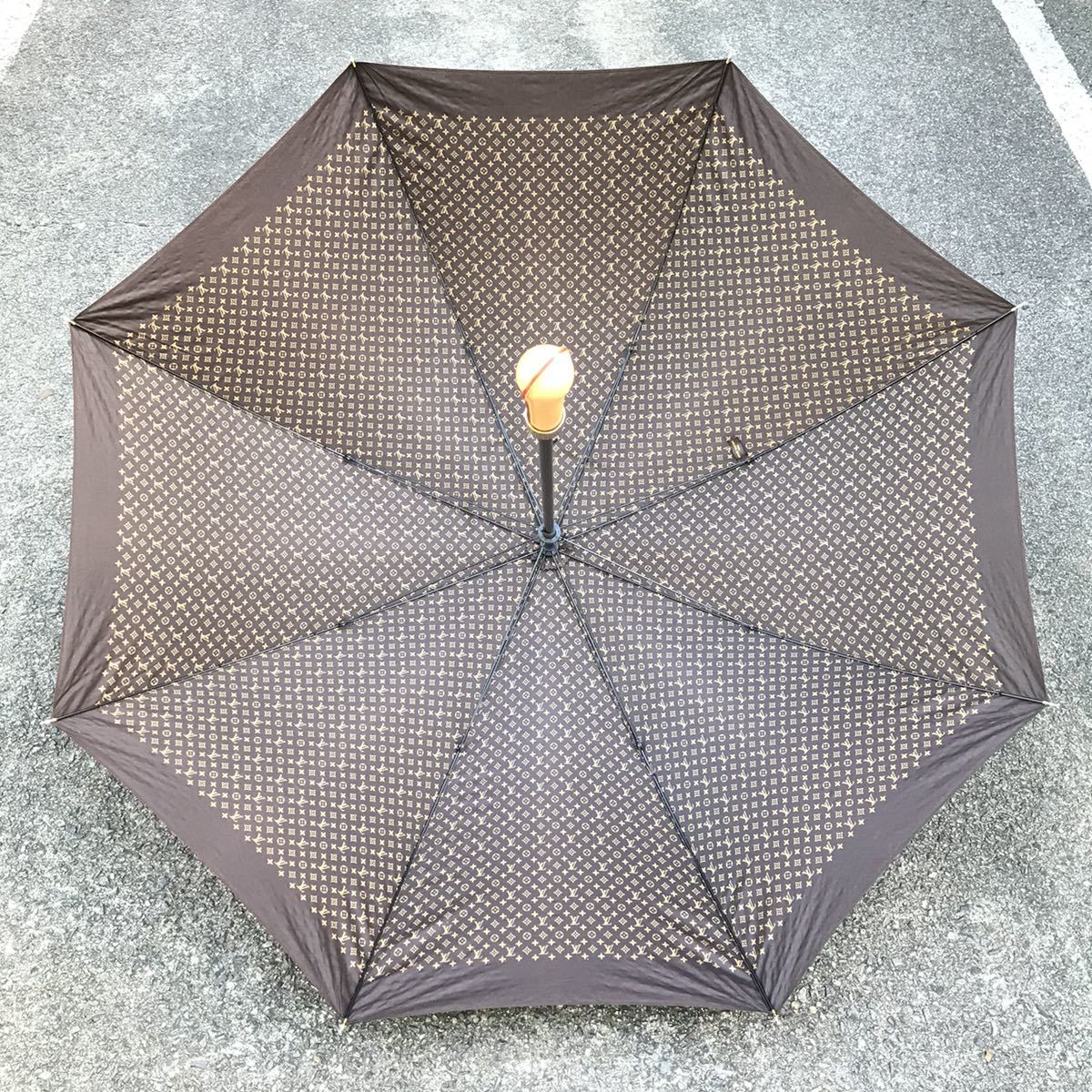 ルイヴィトン】本物 LOUIS VUITTON 傘 モノグラム 全長104cm ブラウン