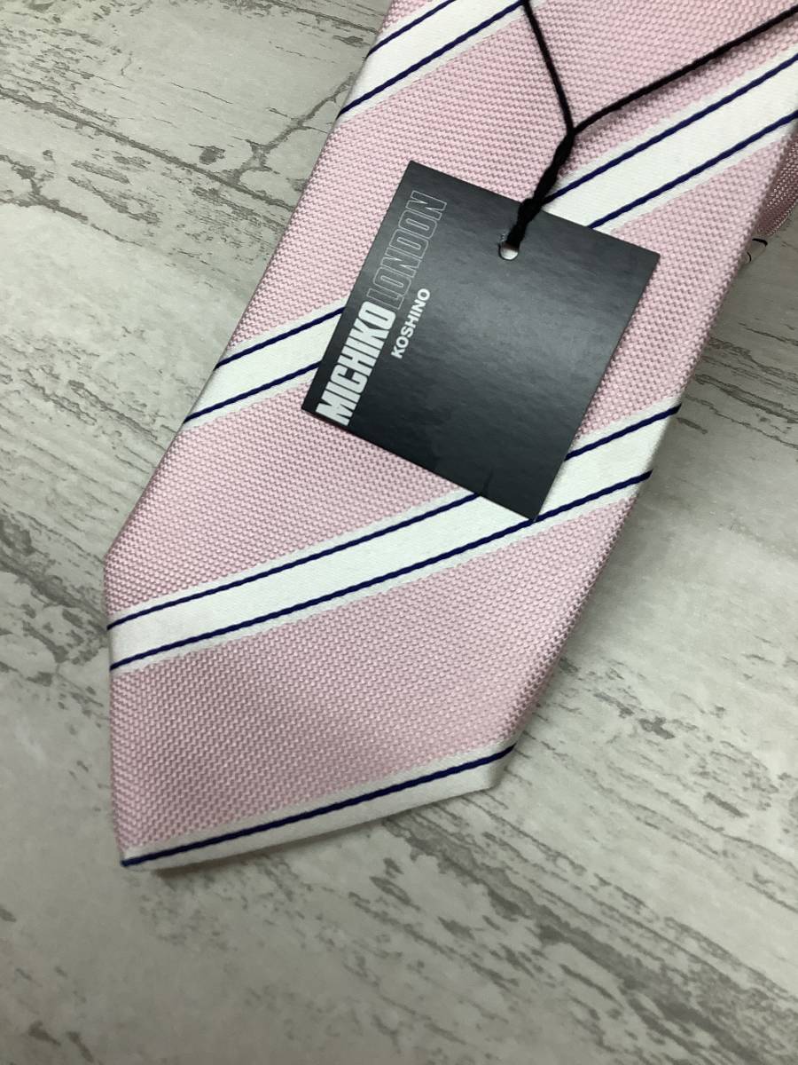 新品ミチコロンドン日本製ネクタイ　綺麗なピンクストライプ　 シルク100%お買い得サービス_画像2
