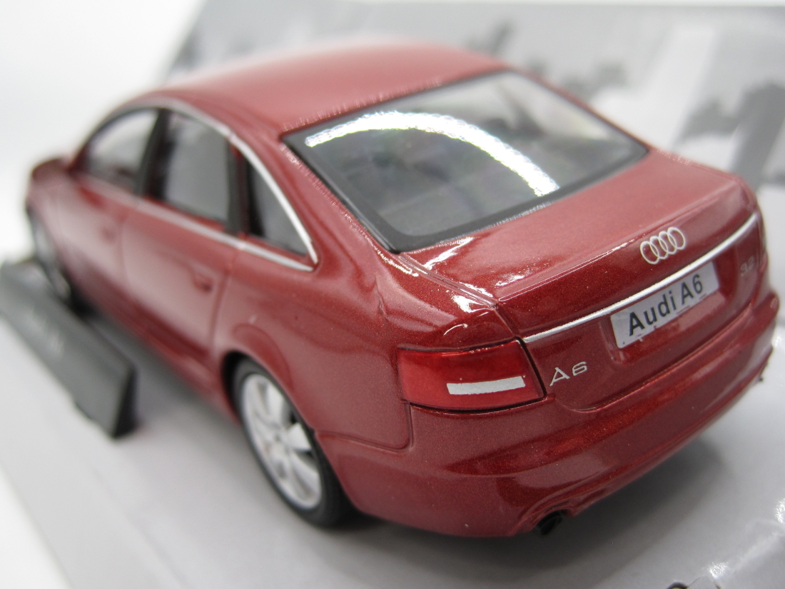 【気軽に楽しむ大人のインテリア】-Cararama- Audi A6 Burgundy -1/43-思い出 夢 ノスタルジー 蘇る ☆未使用、未展示品☆即決有☆彡_画像3