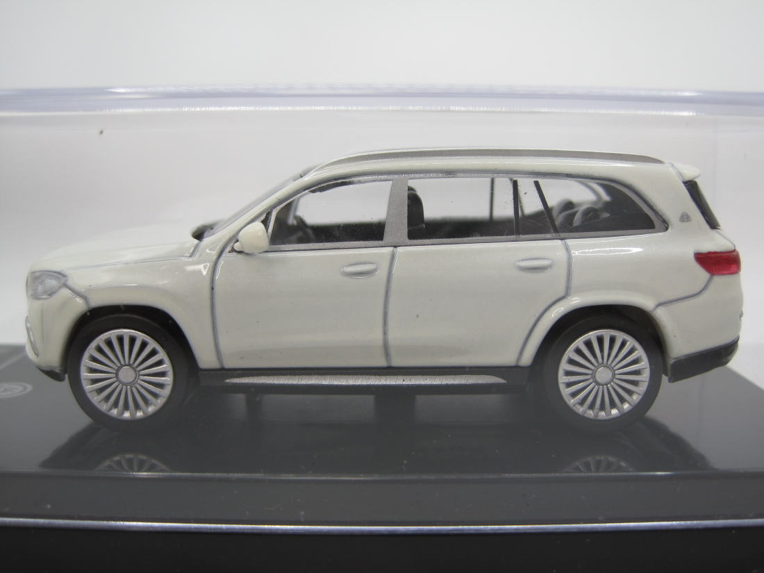 【気軽に楽しむ大人のインテリア】PARAGON Maybach GLS600 右ハンドル/WHITE-1/64-思い出 夢 ノスタルジー ☆未使用、未展示品☆即決有☆彡_画像8