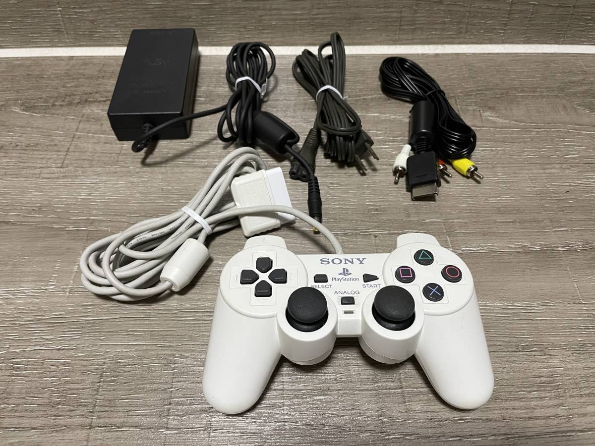 ☆ PS2 ☆ プレイステーション2 SCPH-77000 セラミックホワイト 動作品