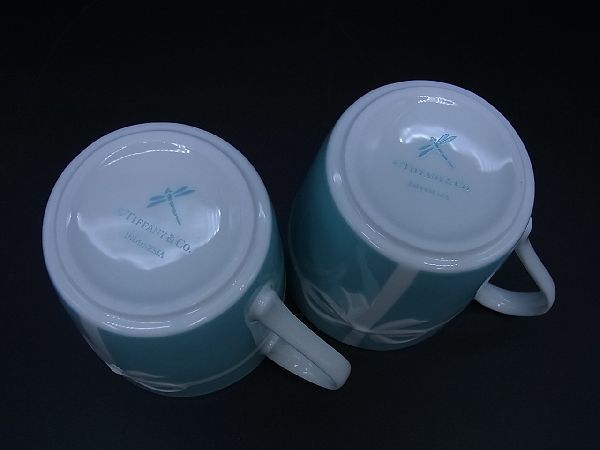 人気商品・アウトレット ティファニー リボンマグカップ2個デザートプレートセット 食器