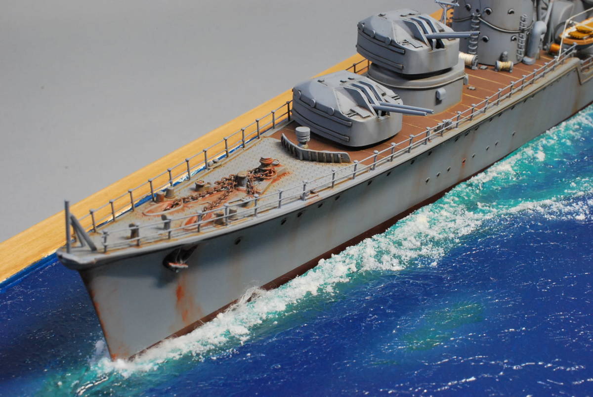 ニチモ1/200 防空 乙型 駆逐艦 秋月 洋上ジオラマ 完成品 2ウェイ展示 