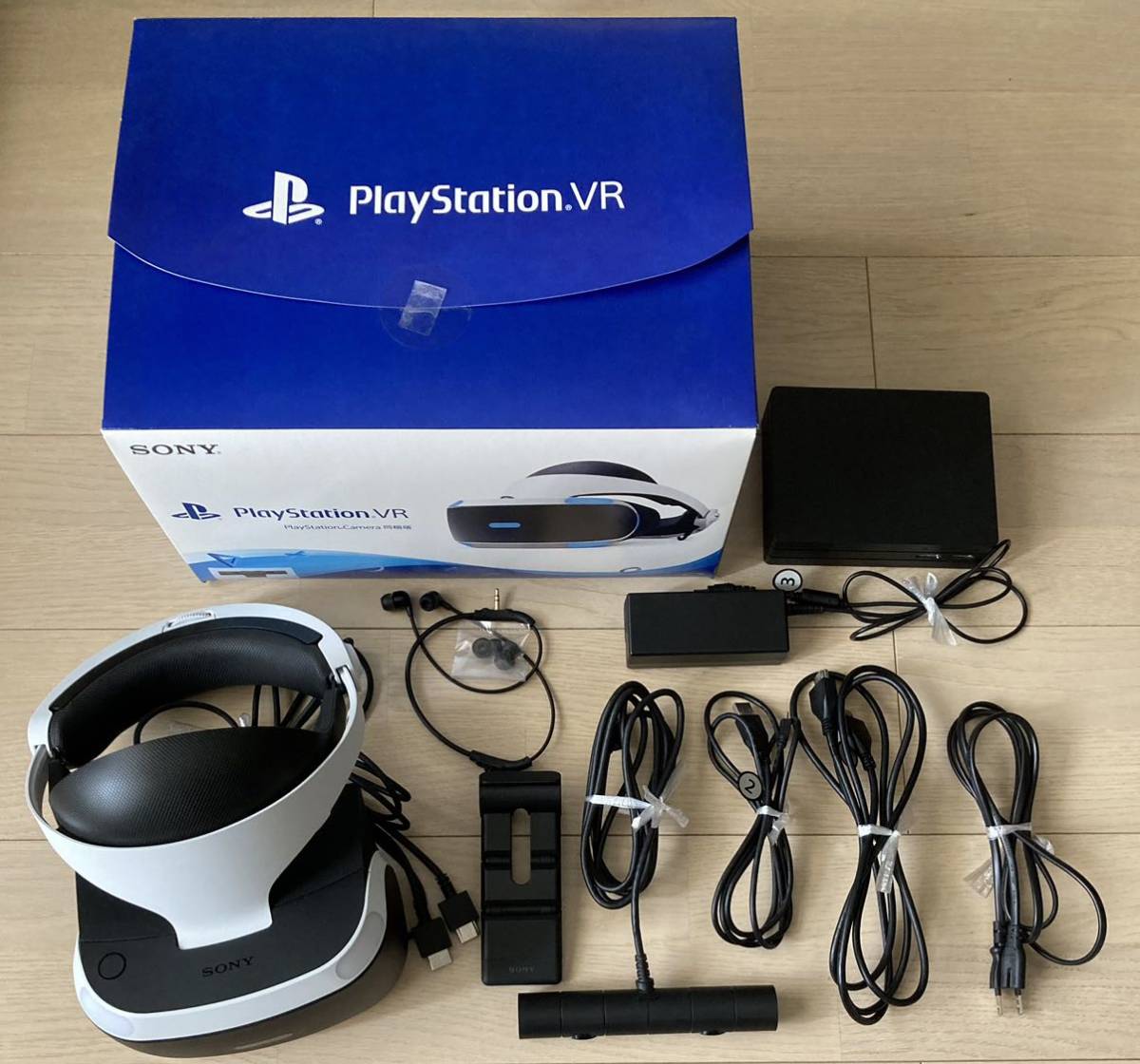 直接買 PlayStation PSVR VR 同梱版） （Camera 家庭用ゲーム本体