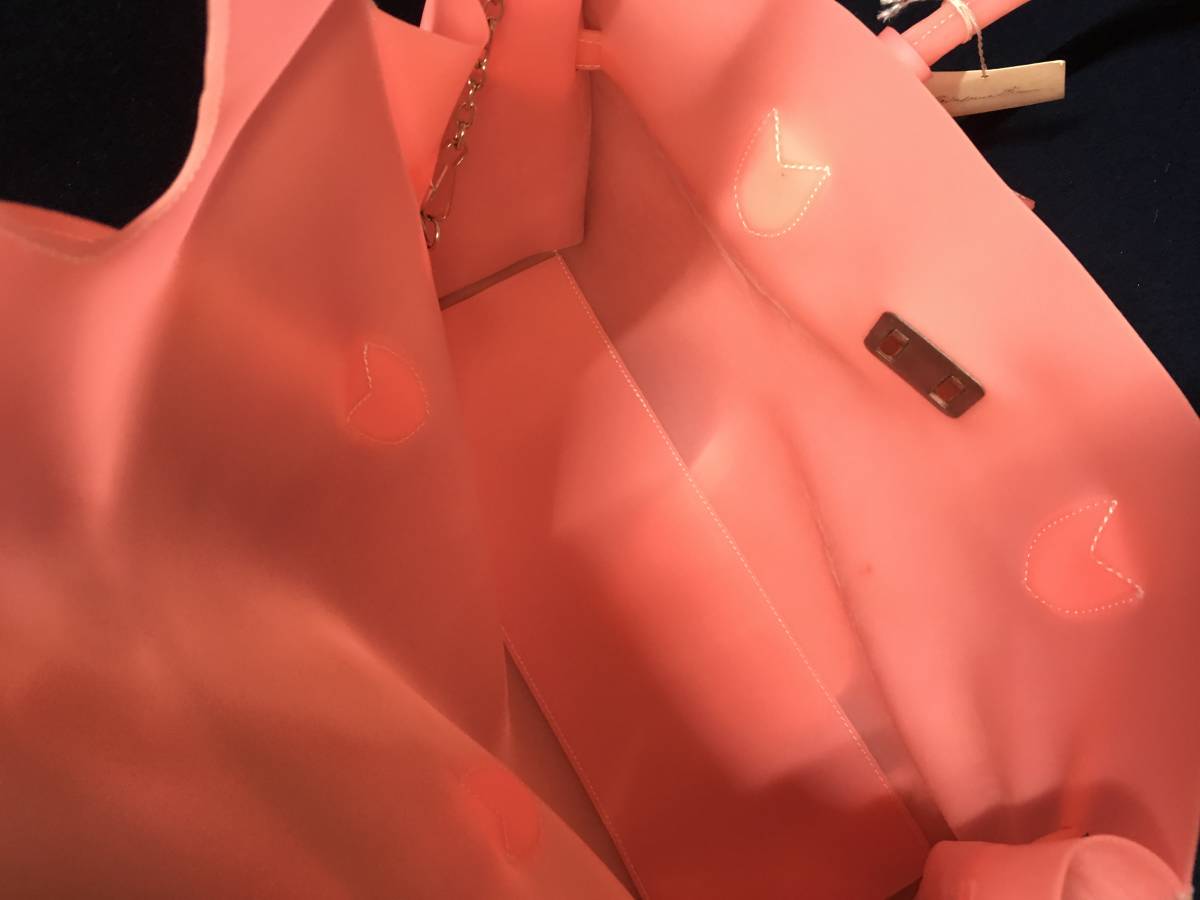 ★【逸品堂】★ 春 夏用バッグ スケルトン クリアーバッグ 半透明 透明 鞄 桃色 ピンク色 鞄 ビニール シリコン ゴム プール ビーチ バッグ_画像9