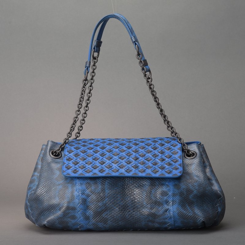 ャート Bottega チェーン ショルダーバッグ レディの通販 by 銀座