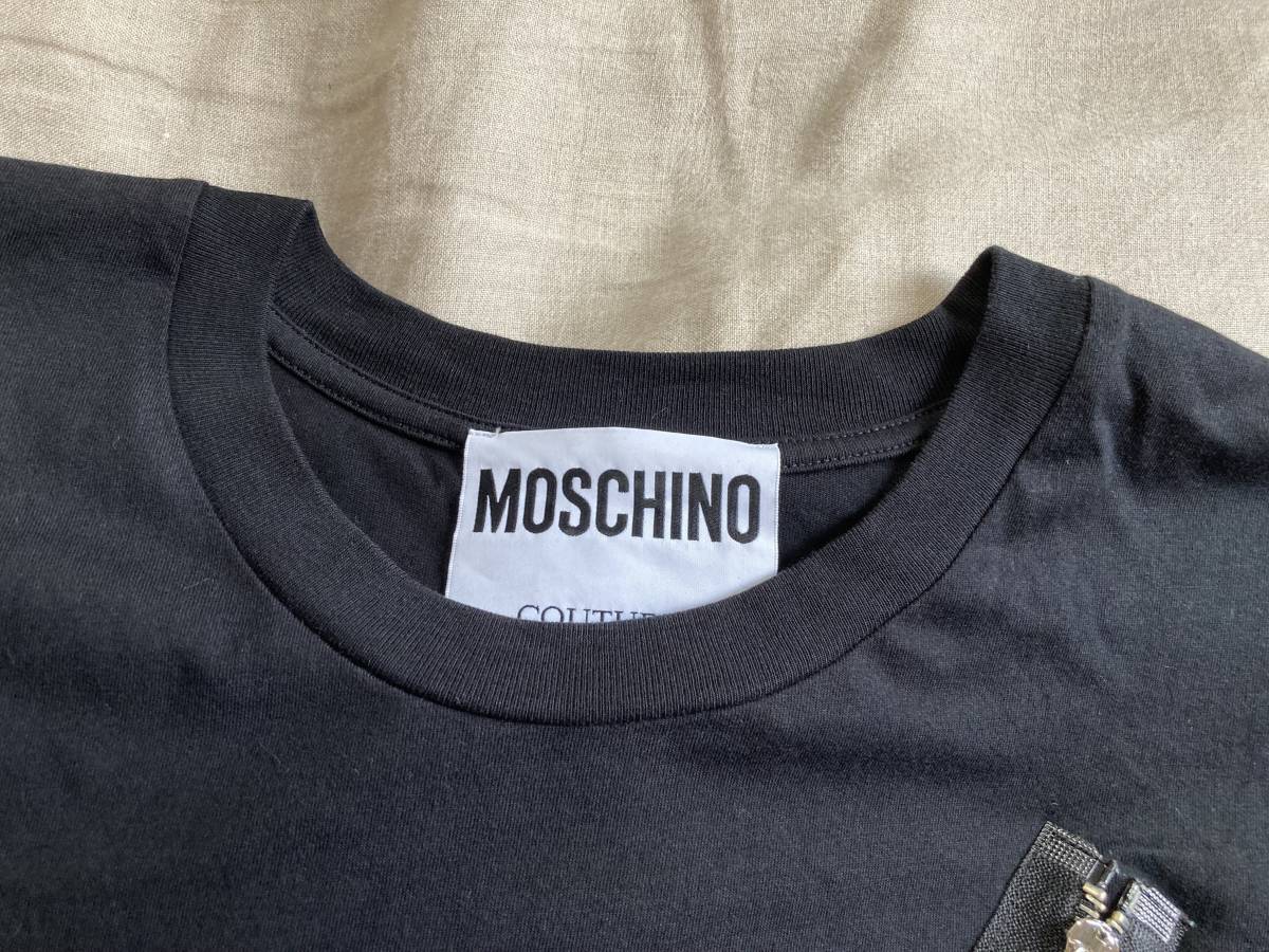  beautiful goods MOSCHINO COUTURE Moschino kchu-ru zipper equipment ornament Logo print crew neck short sleeves cotton T-shirt black black XS *7