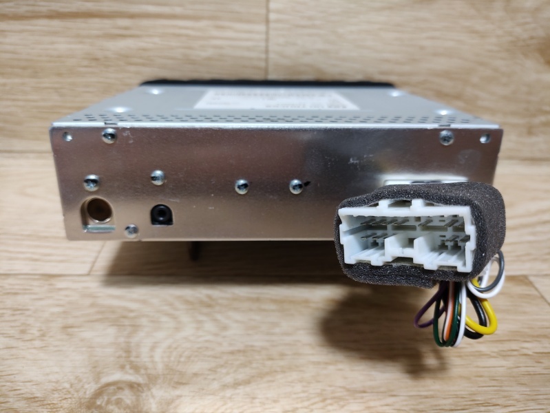 新品 UD純正 24V Bluetooth USB AUX ワイドFM CDデッキ 新品 UD純正 24V Bluetooth USB AUX ワイドFM CDデッキ
