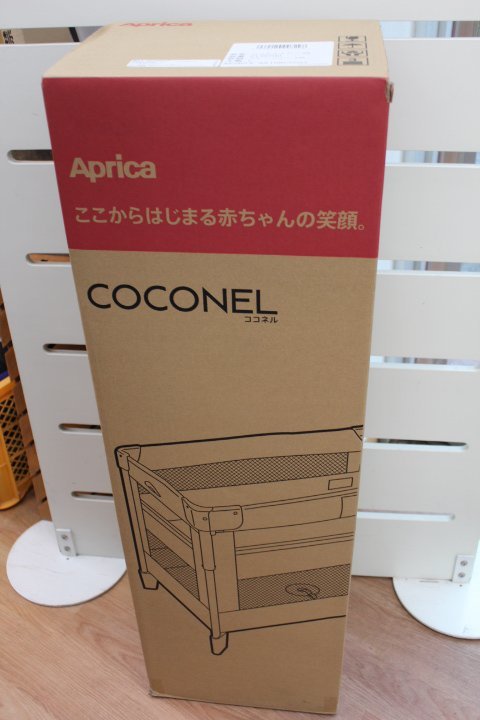 ○新品 未使用 未開封 アップリカ 折り畳みミニベビーベッド
