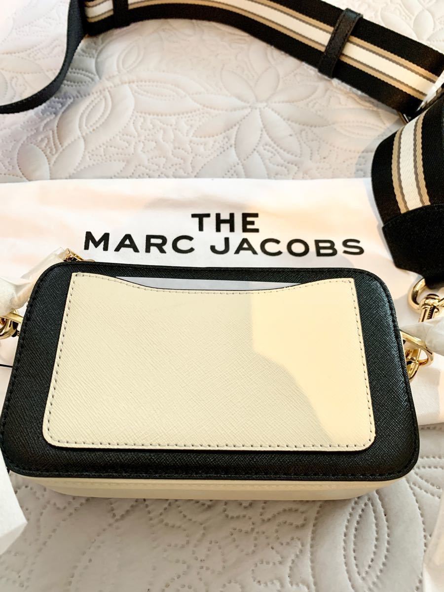 未使用　マークジェイコブス スナップショットカメラバッグ レザーショルダーバッグ MARC JACOBS