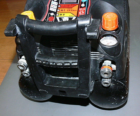 MAX/マックス エアコンプレッサー AK-HL1270E2ジャンク-