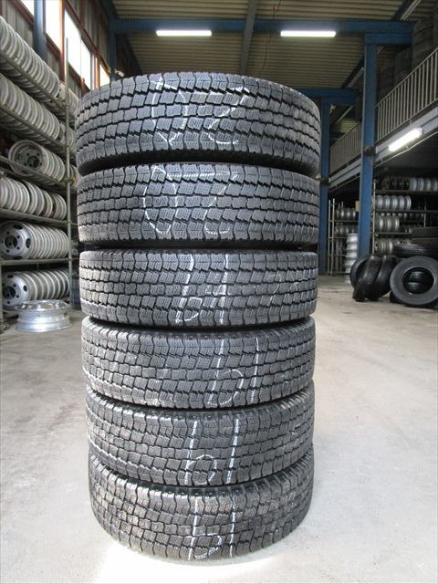 送料無料　スタッドレス　195/75R15　TOYO　M934　2019～2020年製　三菱キャンター　ふそう　KWC15×5J　5穴　両目再塗装　6本セット_画像10