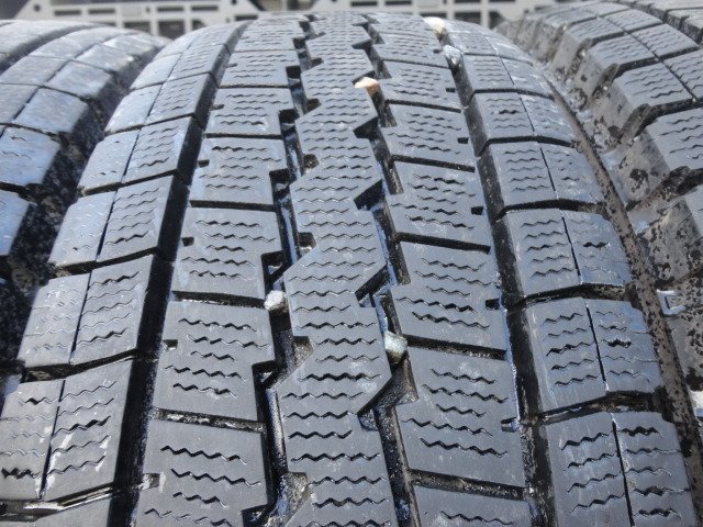 ●2629 冬 ほぼ新品 DUNLOP WINTER MAXX LT03 195/70R17.5 112/110L LT 4本 2017年製_画像5