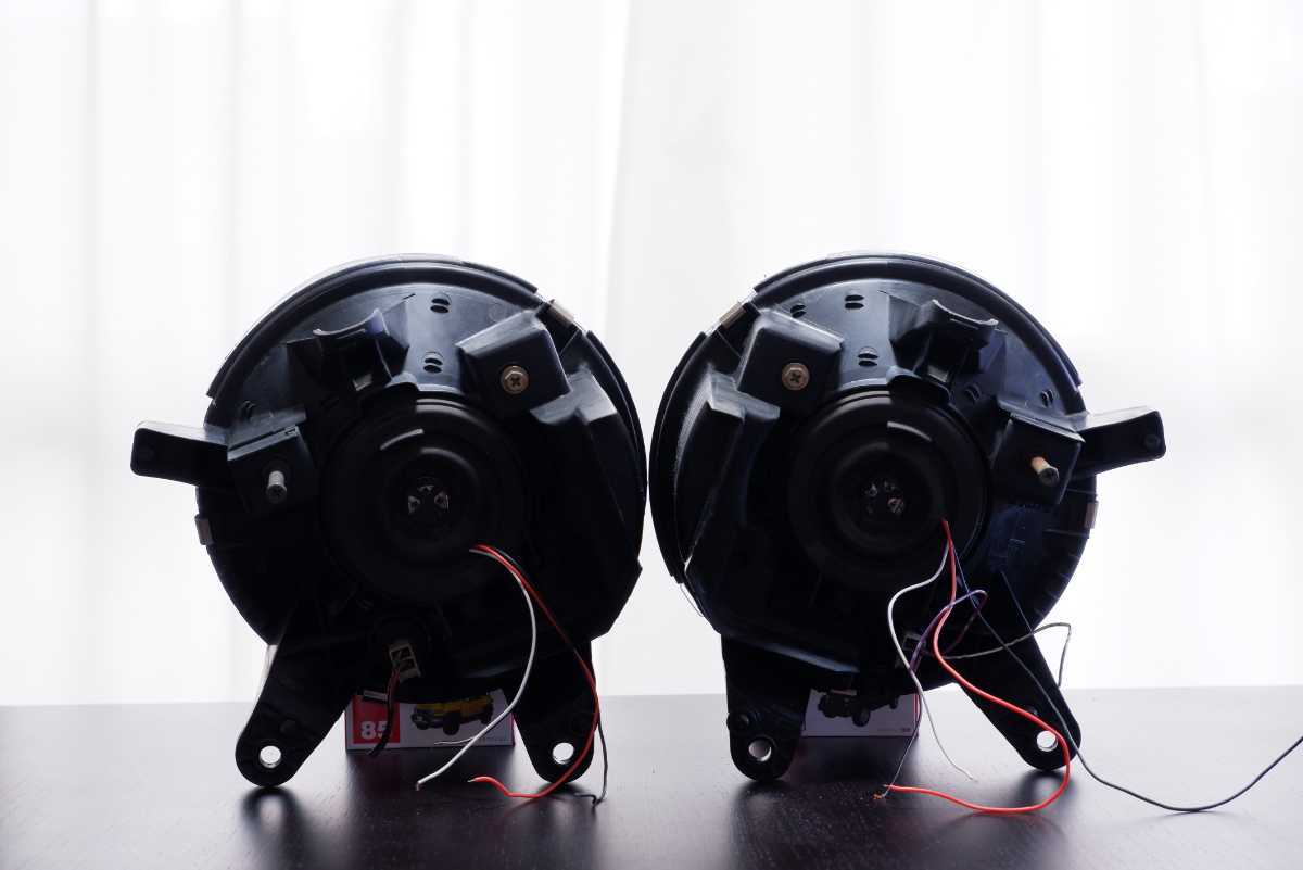 ダイハツミラジーノ L700S L710S カスタムヘッドライト ダイハツミラジーノ L700S L710S カスタムヘッドライト