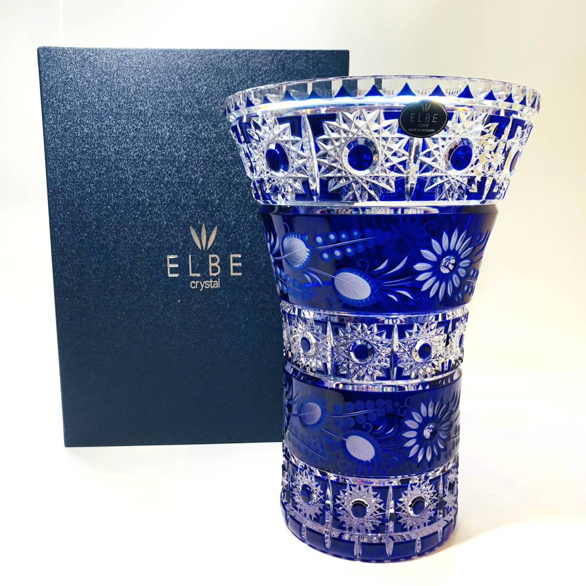 64%OFF!】 ELBEクリスタル 花瓶 フラワーベース ecousarecycling.com