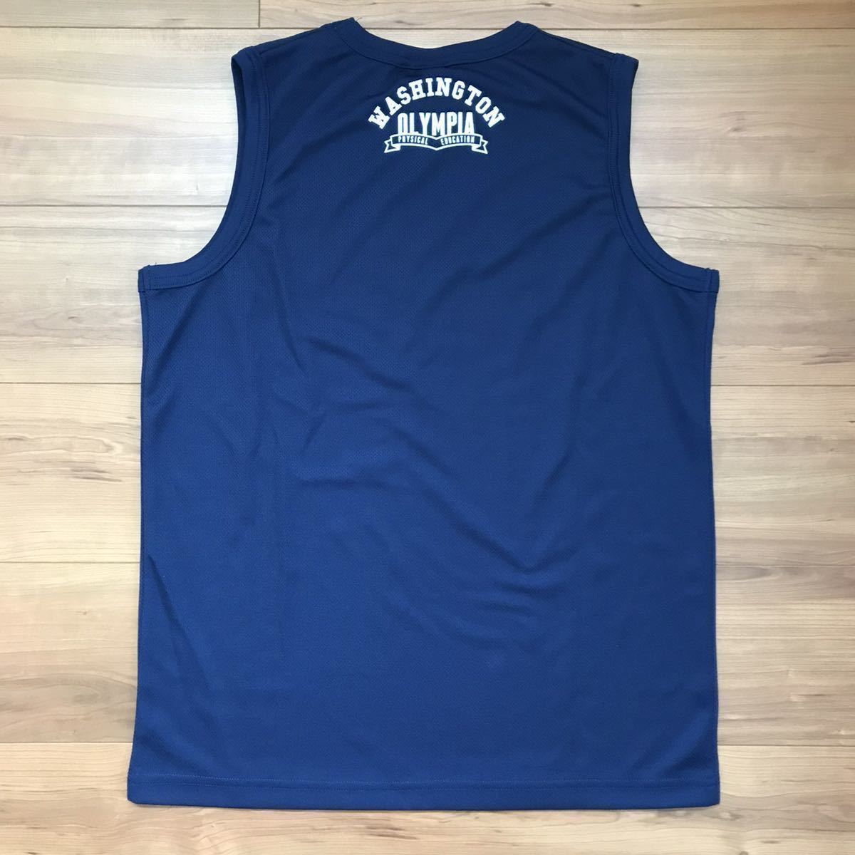 QUATRE VINGT DIXANS tank top M navy cattle Van ti The n