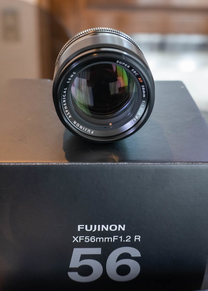 極美品 FUJIFILM XFレンズ フジノンレンズ XF 56mm F1.2 R おまけ付き_画像2