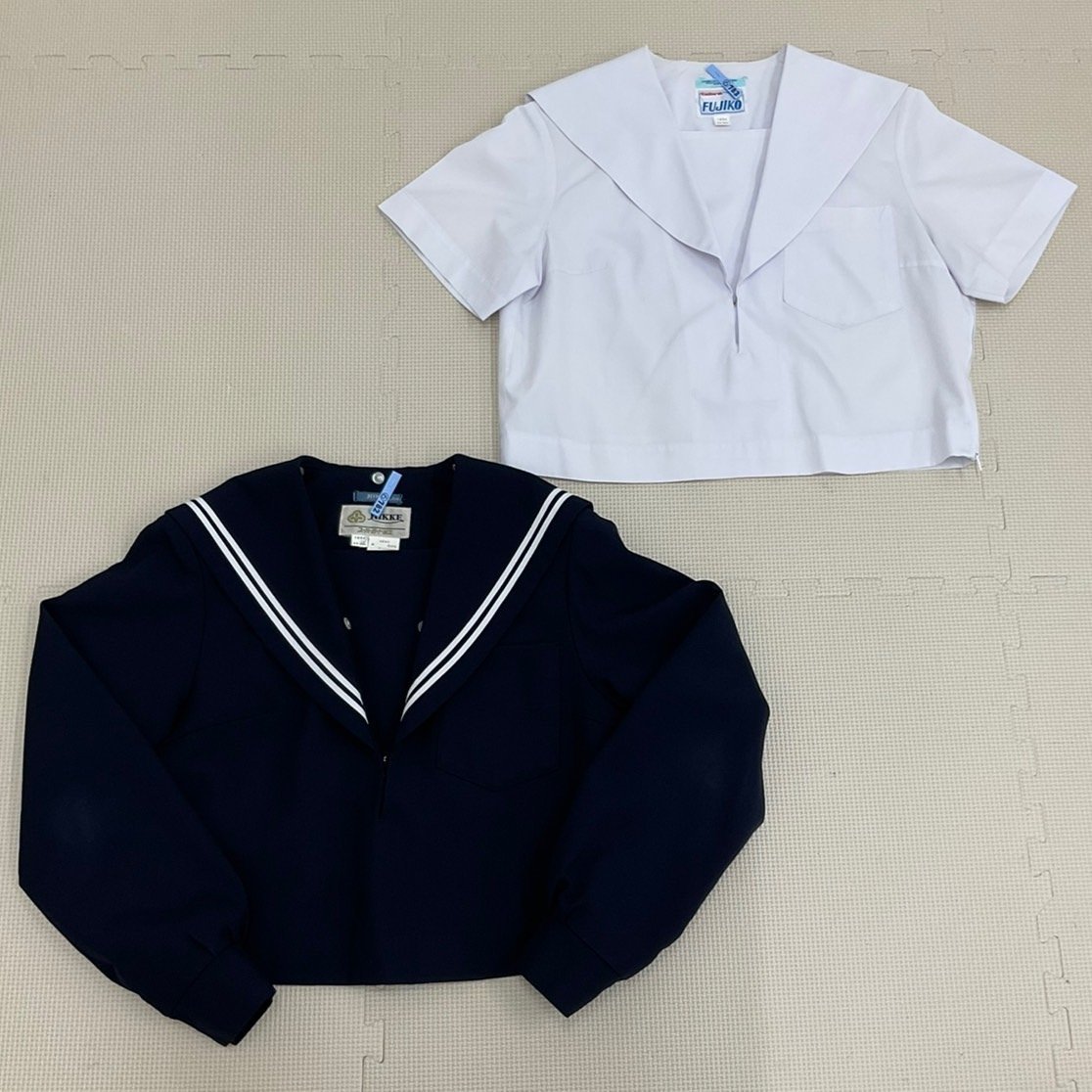 US584-1 (中古) 愛知県 安城市立明祥中学校 5点セット /校章 US584-1 (中古) 愛知県 安城市立明祥中学校 5点セット /校章